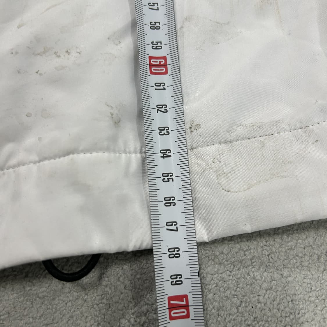 데상트 화이트/블랙 바람막이 자켓 L 상품이미지5