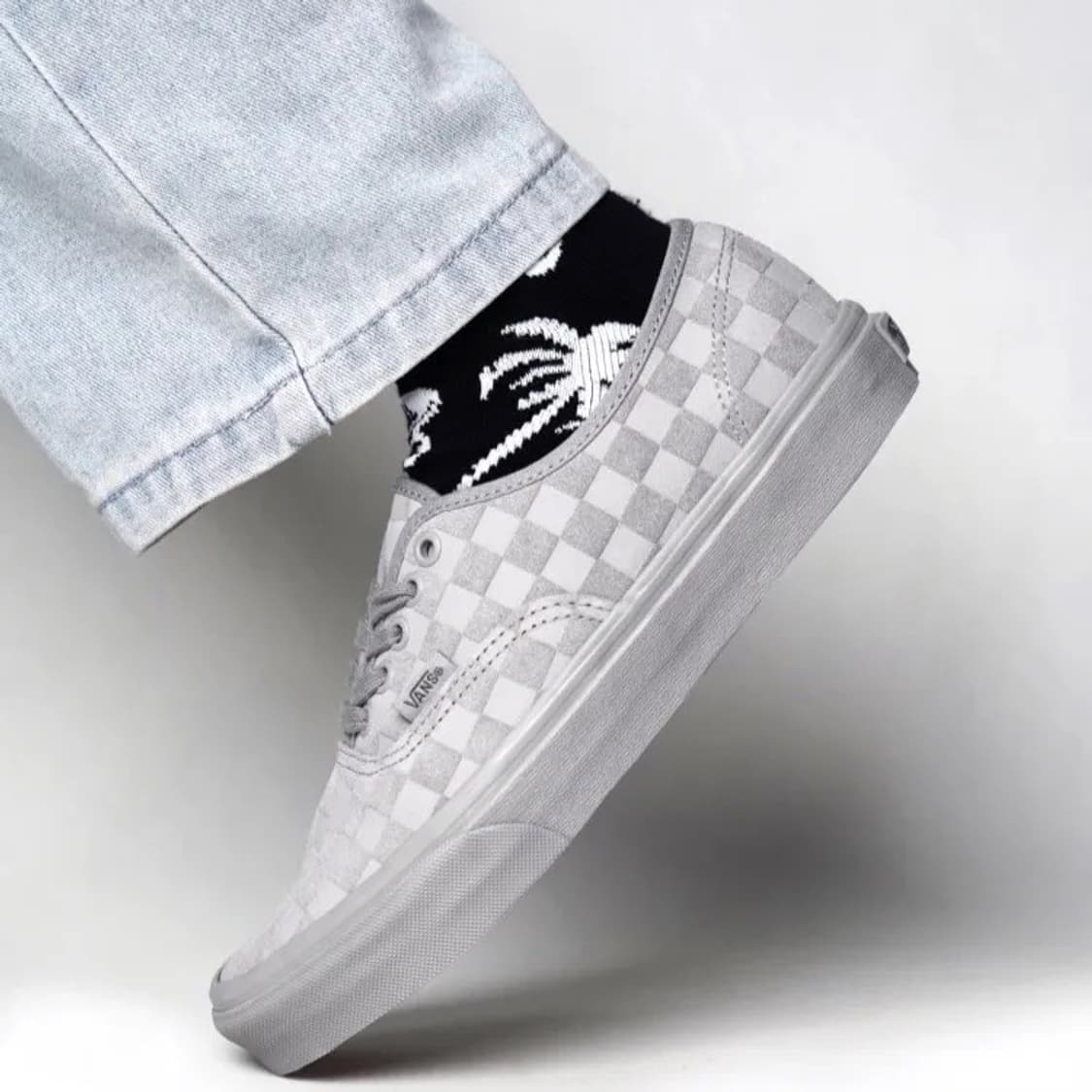 [280] 반스 어센틱 모노 체커보드 그레이 스니커즈 새상품 상품이미지3