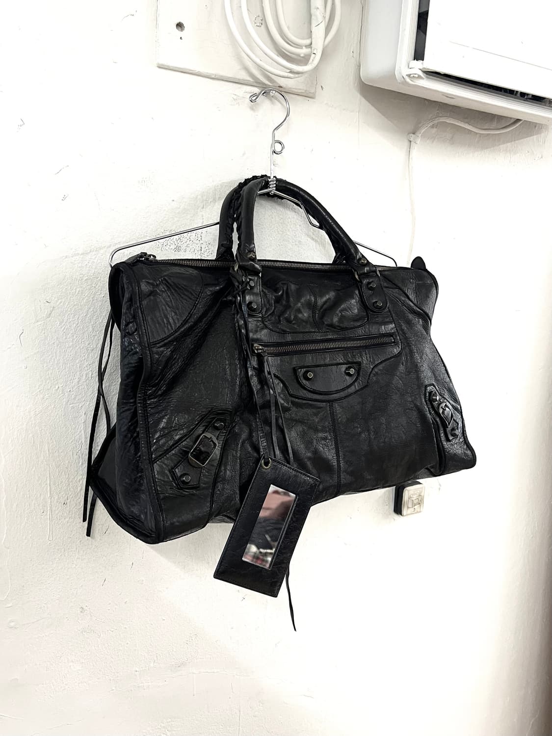 발렌시아가 클래식 워크 모터백 상품이미지2