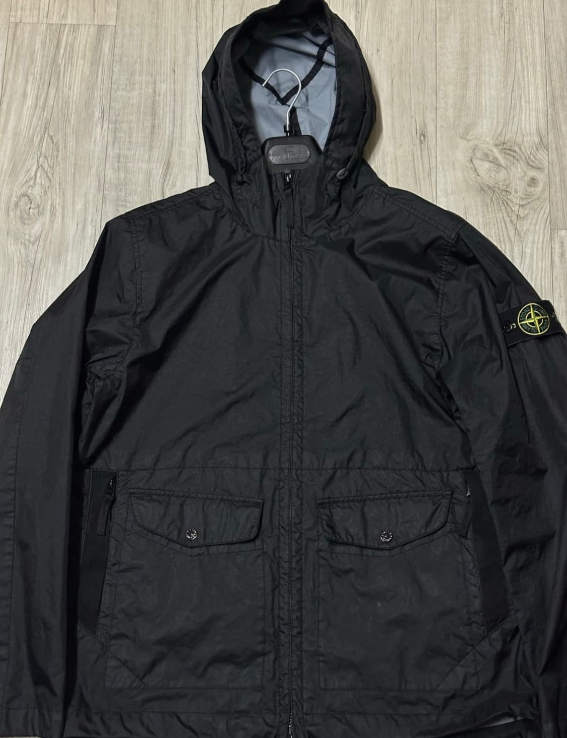 스톤아일랜드 멤브라나 바람막이 24ss 상품이미지1