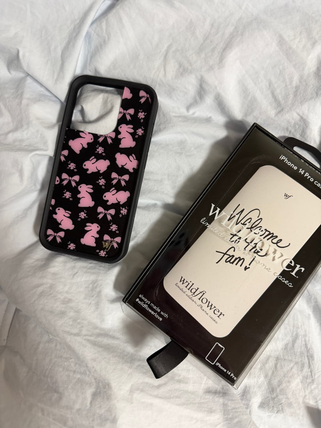와일드플라워 버니 케이스 14pro 상품이미지1