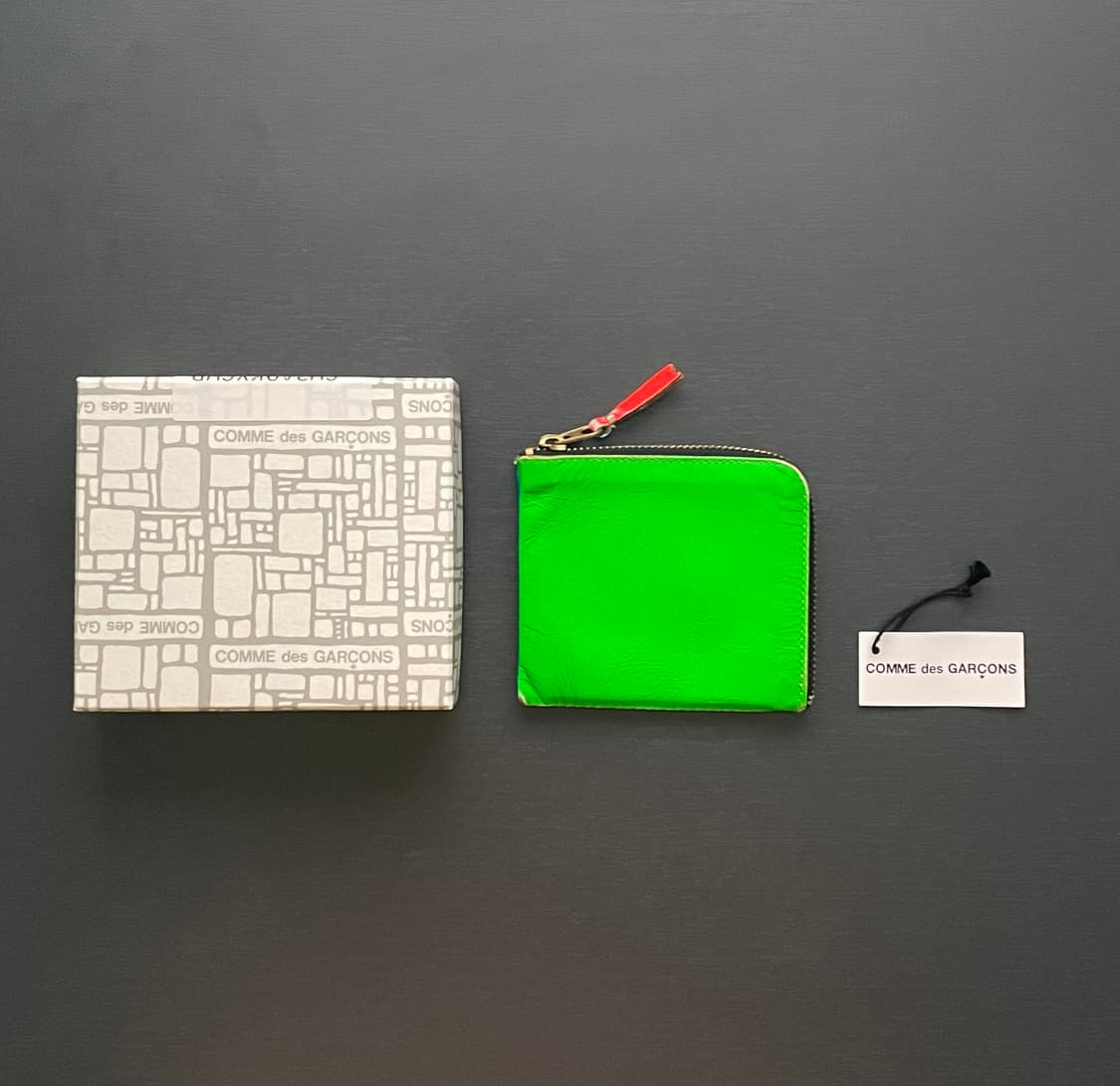 꼼데가르송 Comme des Garcons 슈퍼 플루오 가죽 반지갑 상품이미지2