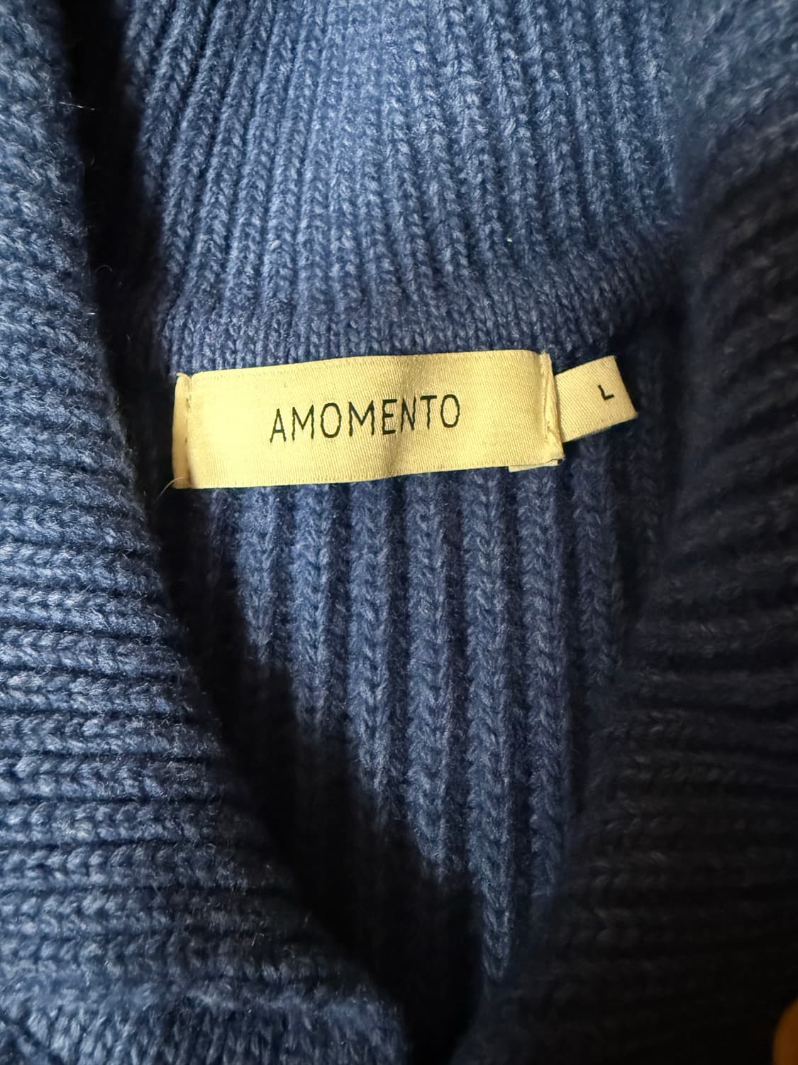 아모멘토 RIBBED BUTTON-UP CARDIGAN 상품이미지3