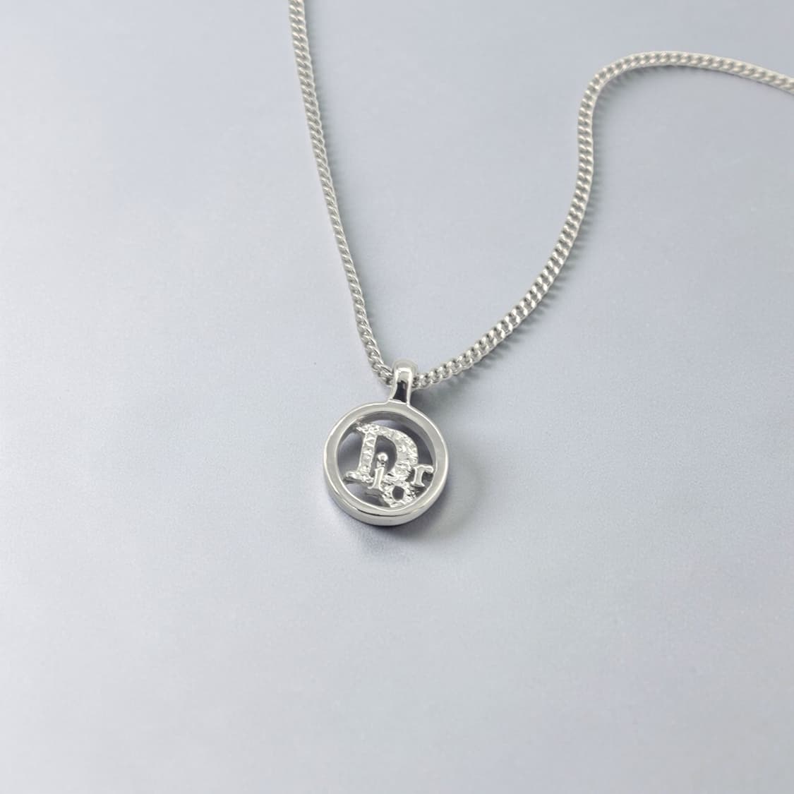 디올 써클 오블리크 목걸이 상품이미지1