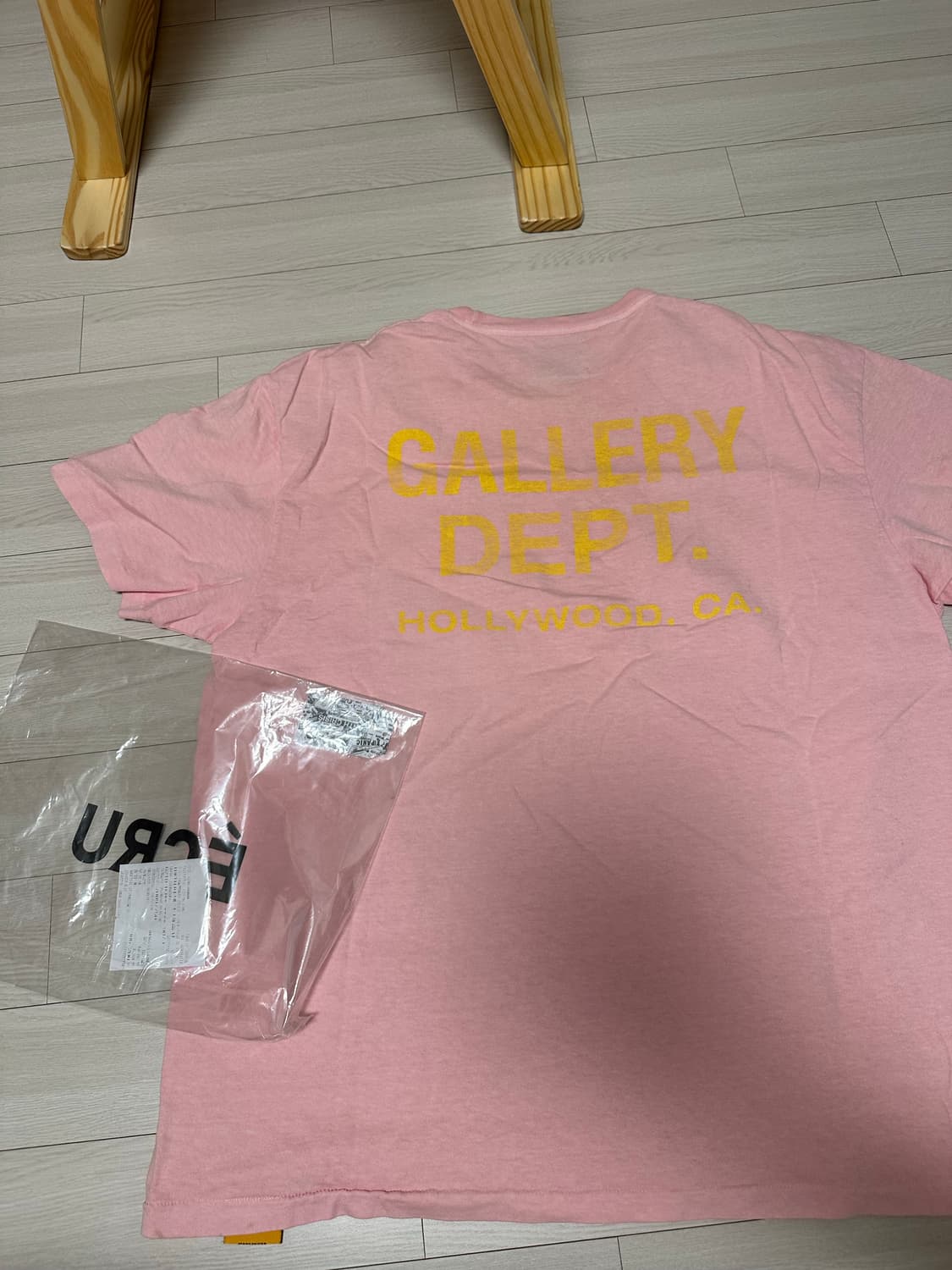 갤러리디파트먼트 25ss 반팔 티셔츠 사이즈 XL 팝니다 상품이미지2