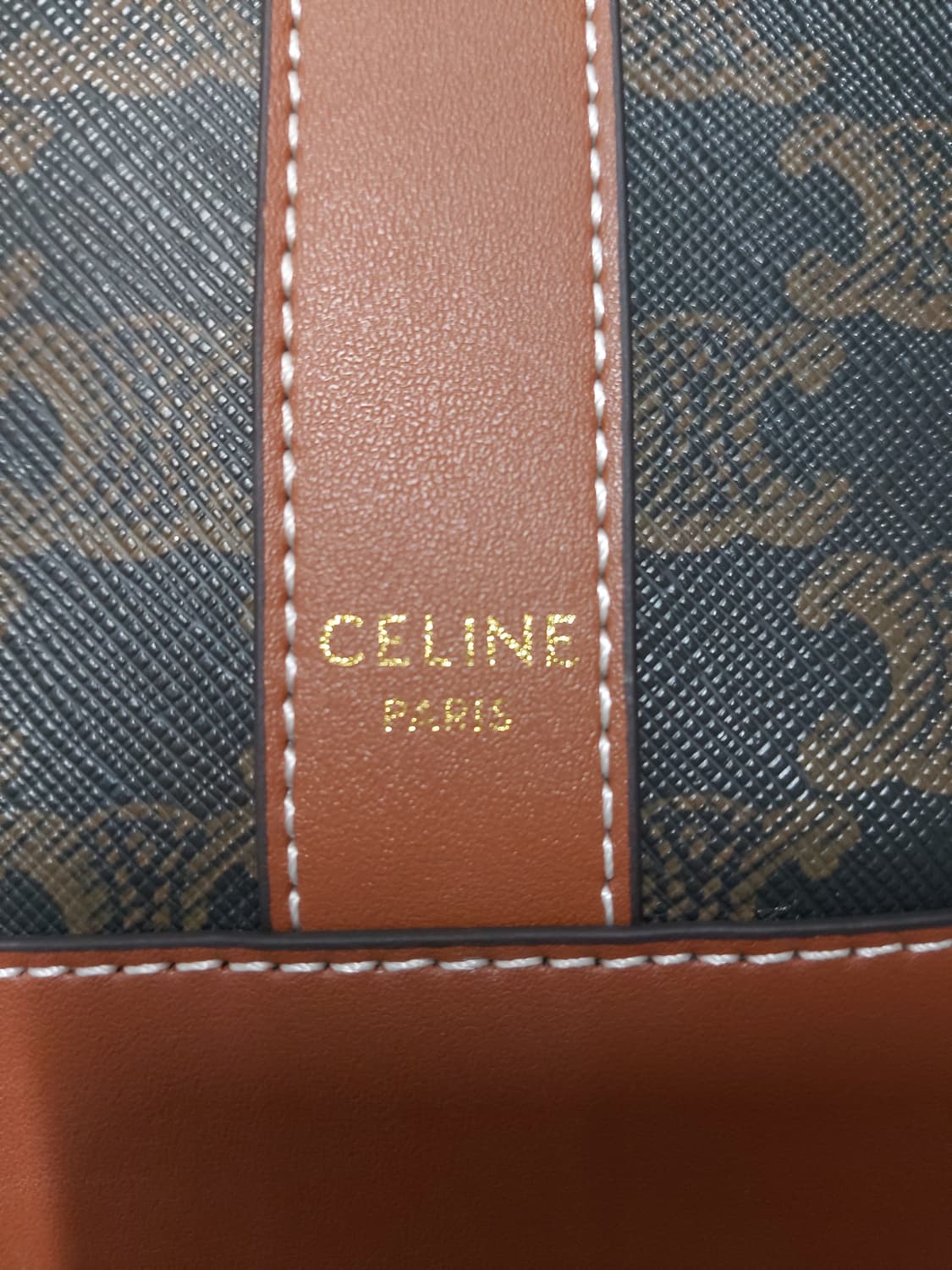 셀린느 트리옹프 버킷백 상품이미지6