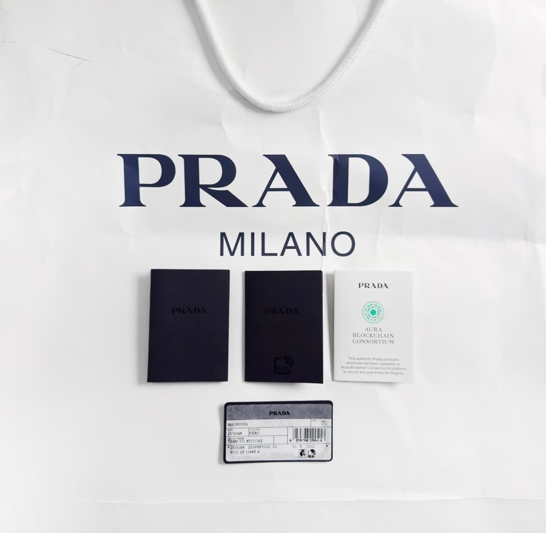 [OS] 프라다 여성 리나일론 삼각로고 탑스티칭 퀄팅 쇼핑백 토트백 블랙 상품이미지9