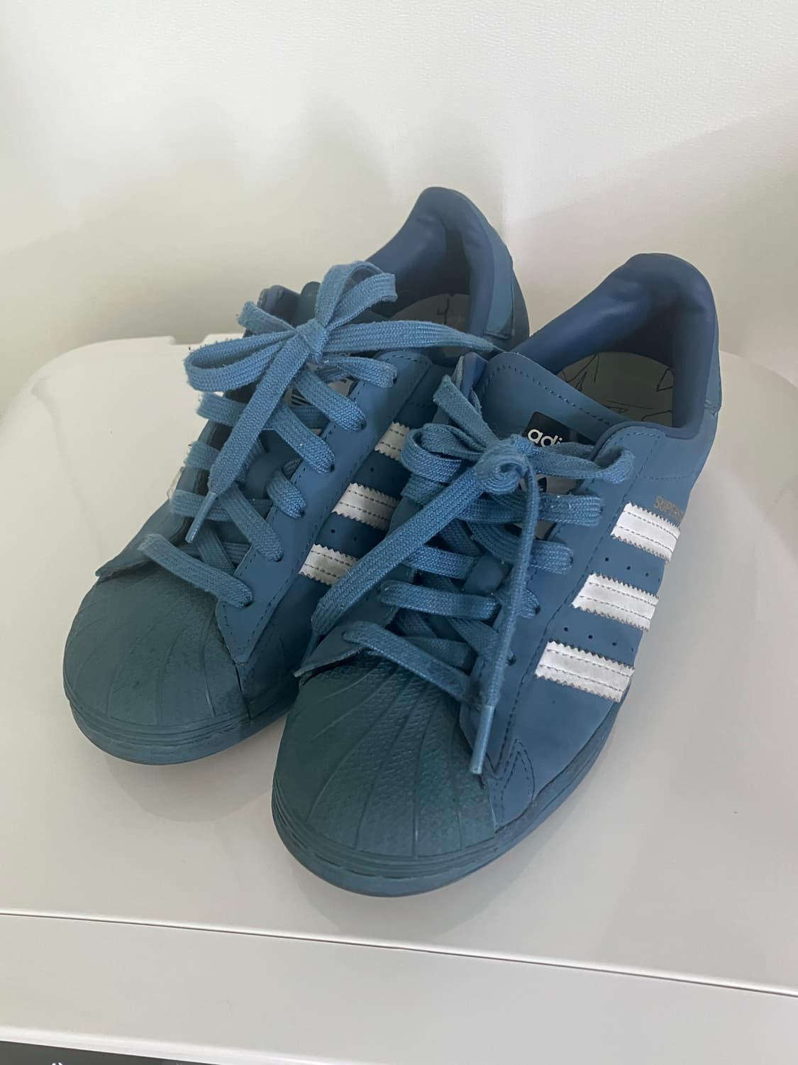 아디다스 x 아트모스 x 다이키 츠네타 슈퍼스타 얼터드 블루 상품이미지2