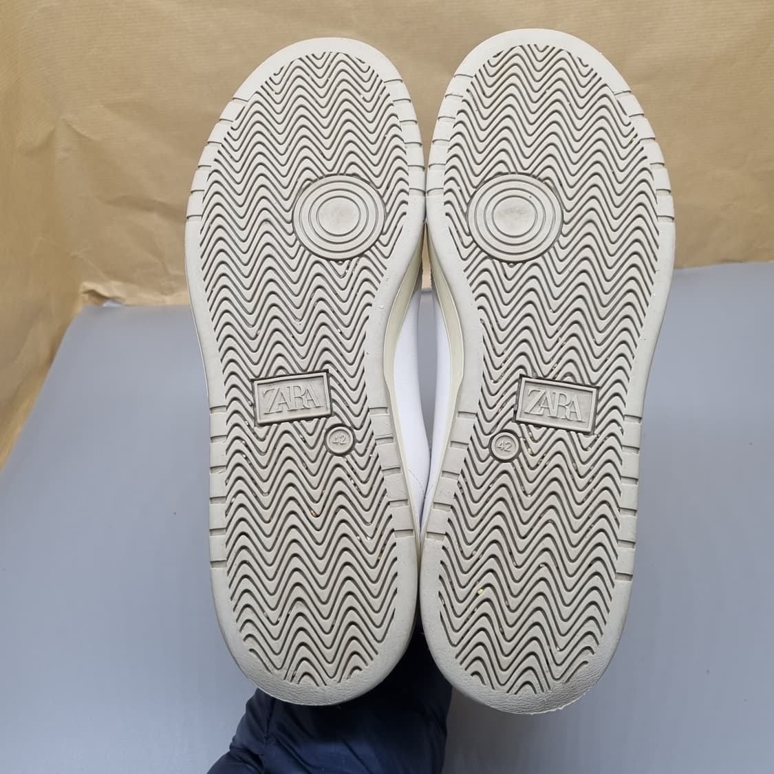 자라 남성가죽스니커즈 270 상품이미지3