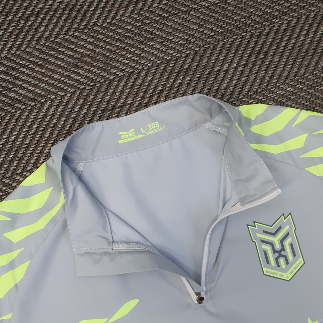 준스타 얇은 반집업 긴팔티 남자105~110 상품이미지2