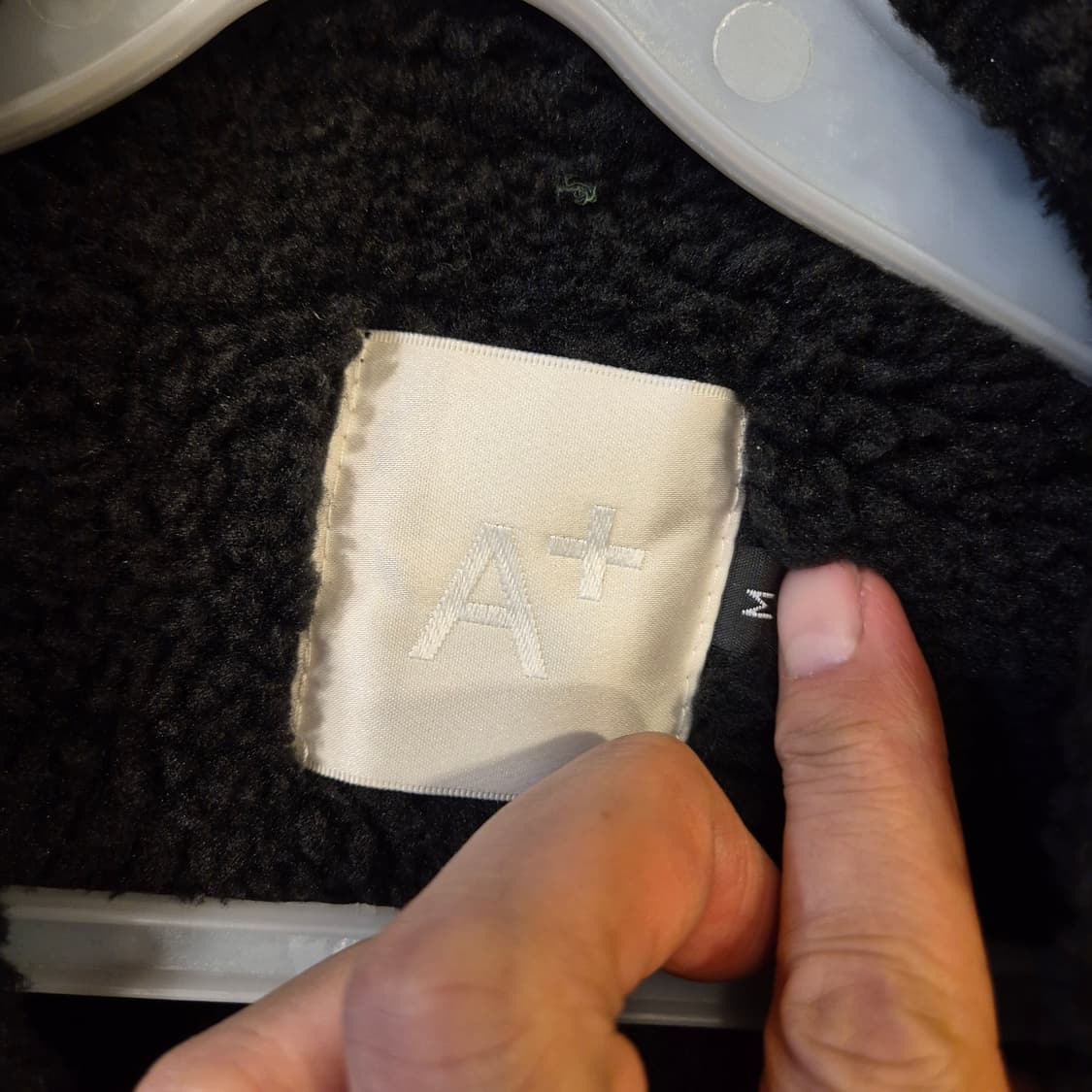 M~L(착샷잇음) 블랙 무스탕자켓  상품이미지5