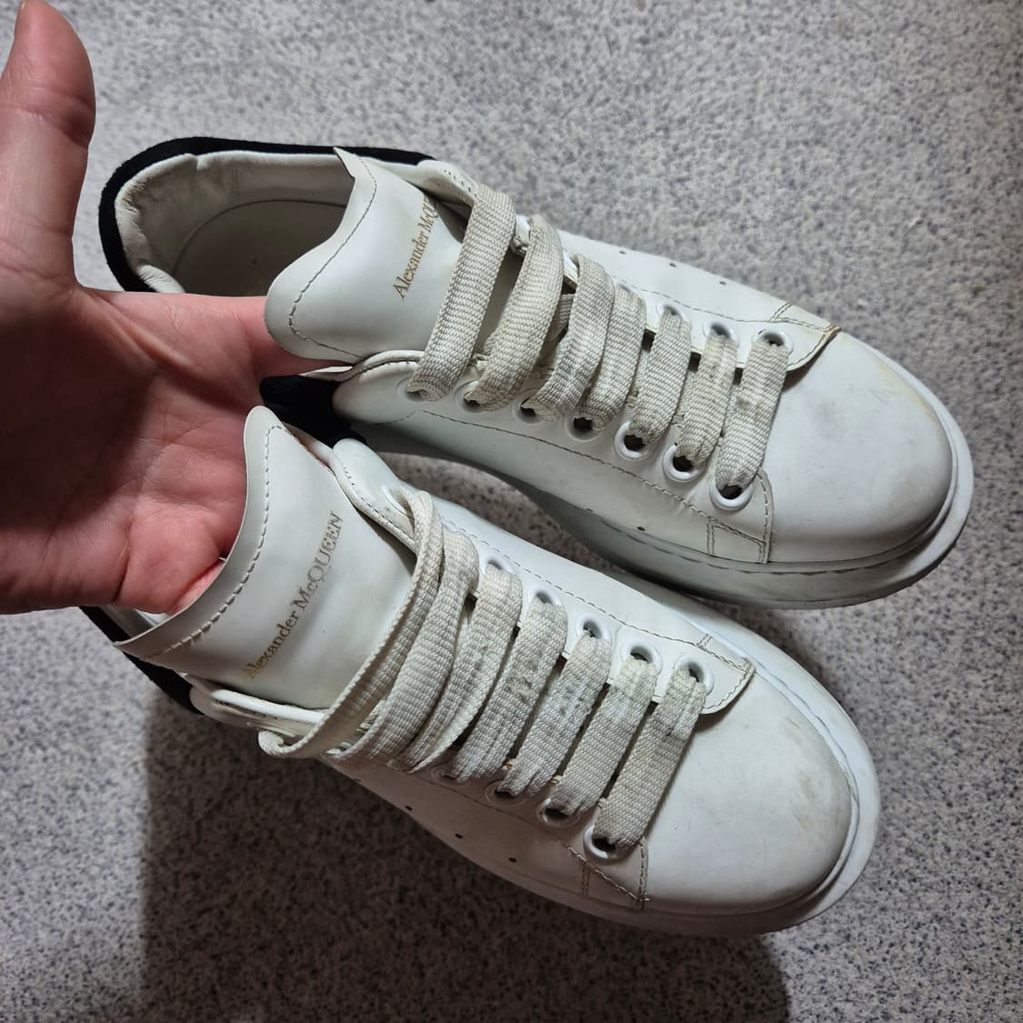 알렉산더 맥퀸 오버솔 상품이미지1