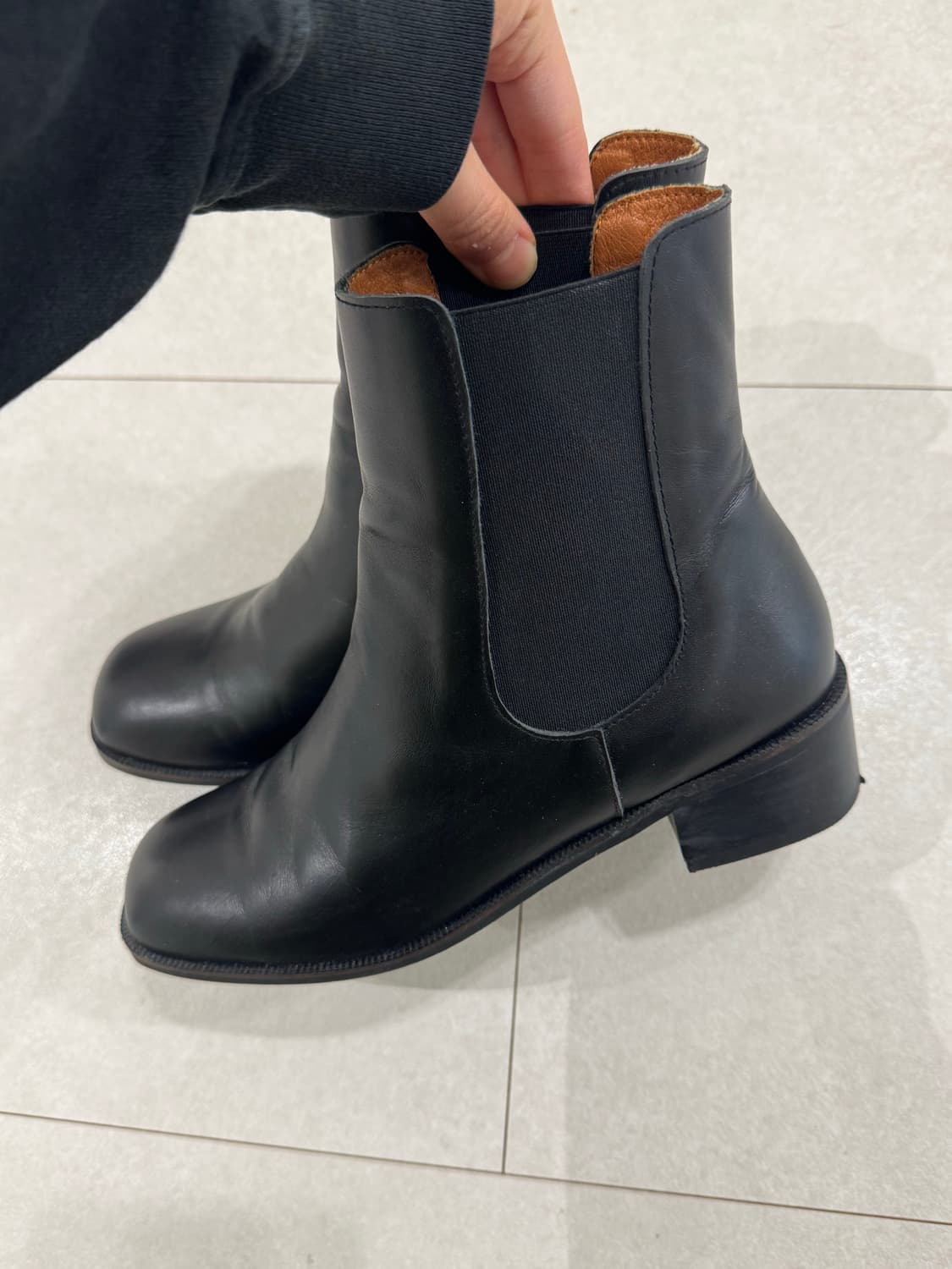 마뗑킴 가죽 첼시 부츠 245 / 소가죽 레더 부츠 상품이미지3