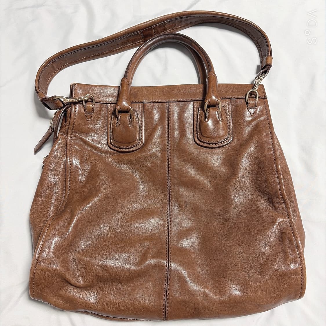 지방시 브라운 가죽 토트겸 숄더백 상품이미지2