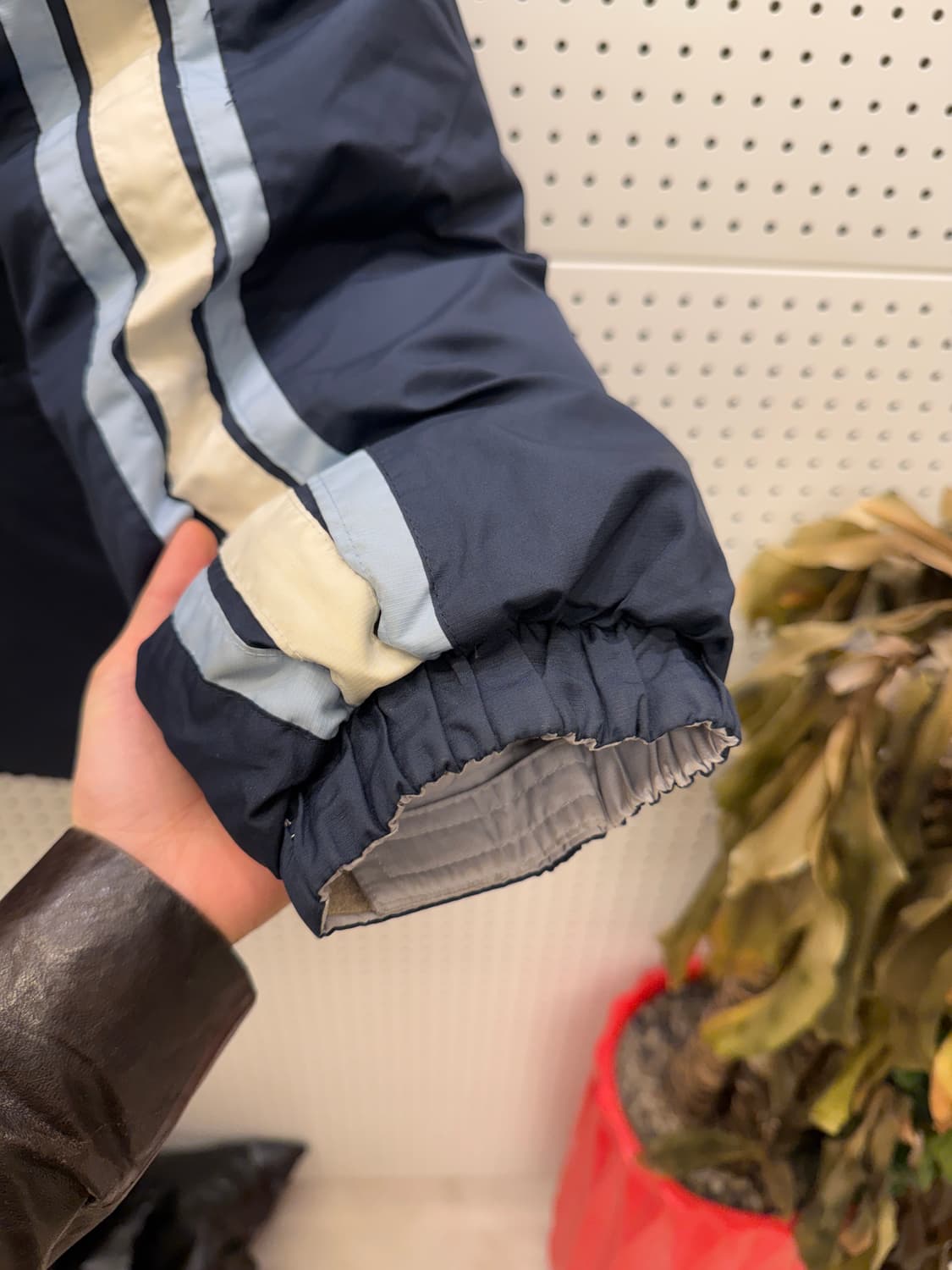 MLB 00s 뉴욕 양키즈 리버시블 덕다운 패딩 U98 상품이미지4