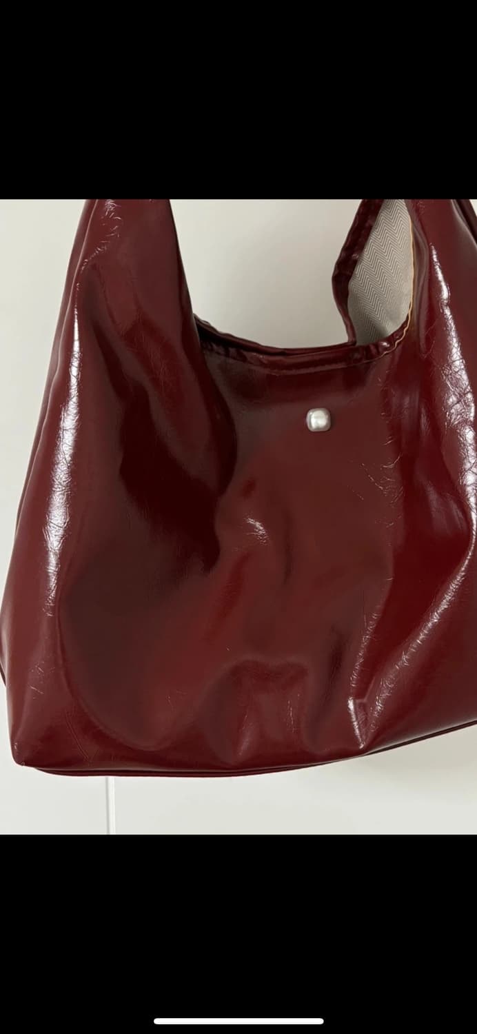 피닉스 라지 왁스 레더 숄더백 레드 컬러 상품이미지2