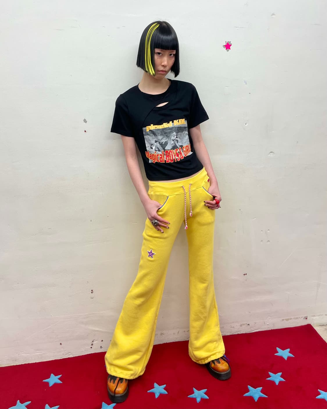Retro Boy & Girl Slit Black T-shirt  상품이미지5