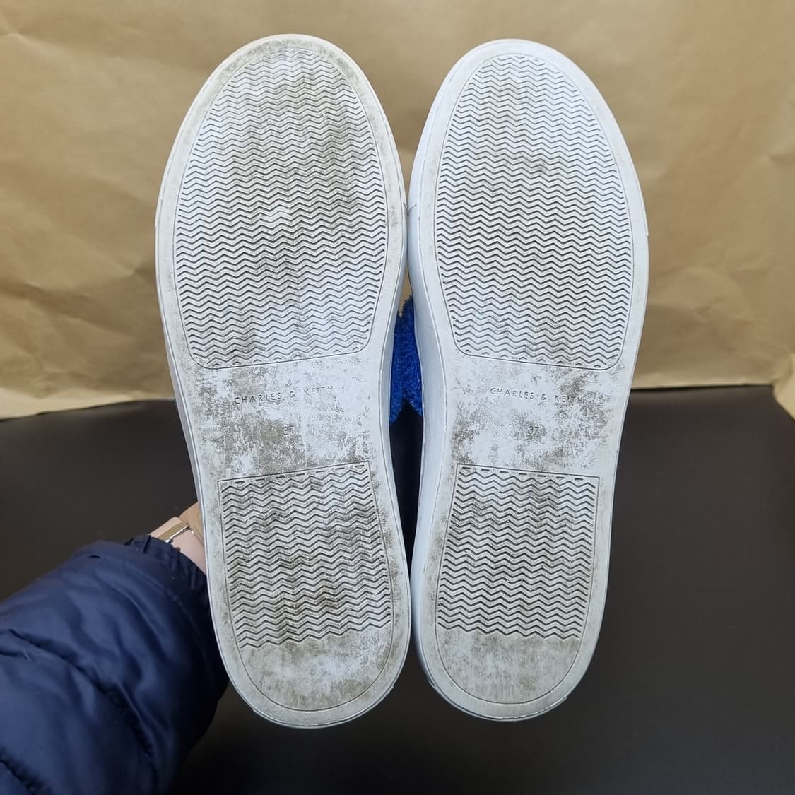 찰스앤티스 가죽 스니커즈37 240 상품이미지3