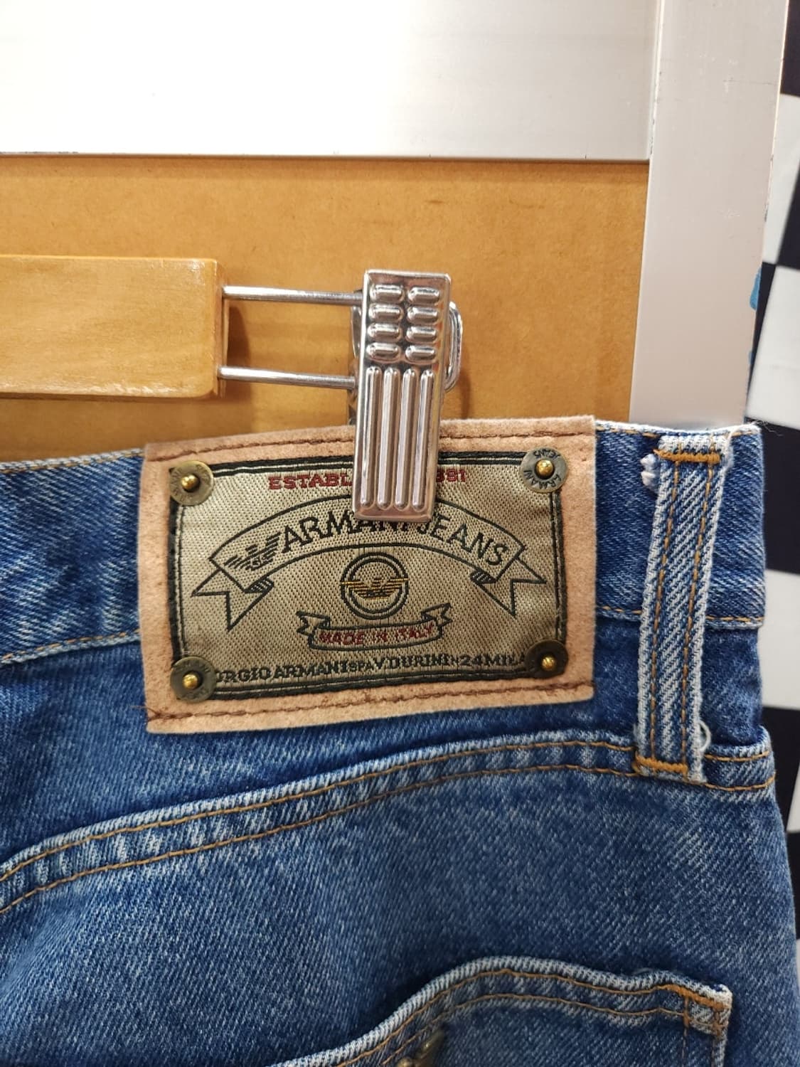 알마니 진스 90s 리메이크 데님팬츠 이태리판
베이프가방 원단 상품이미지9