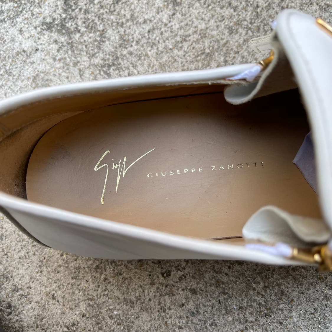 [40.5] Giuseppe Zanotti 지퍼 디테일 레더 슬립온 상품이미지8