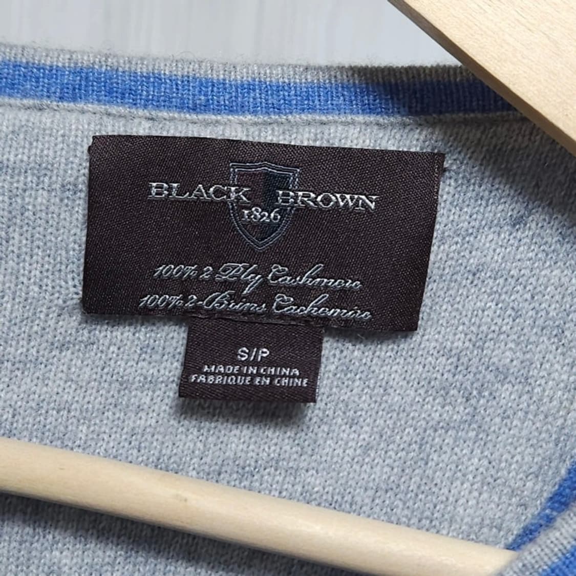 100 Black Brown 블랙브라운 캐시미어 브이넥 니트 블루 상품이미지4