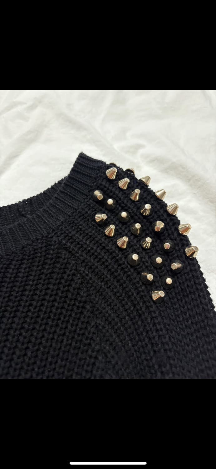 스터드 블랙 니트 상품이미지4