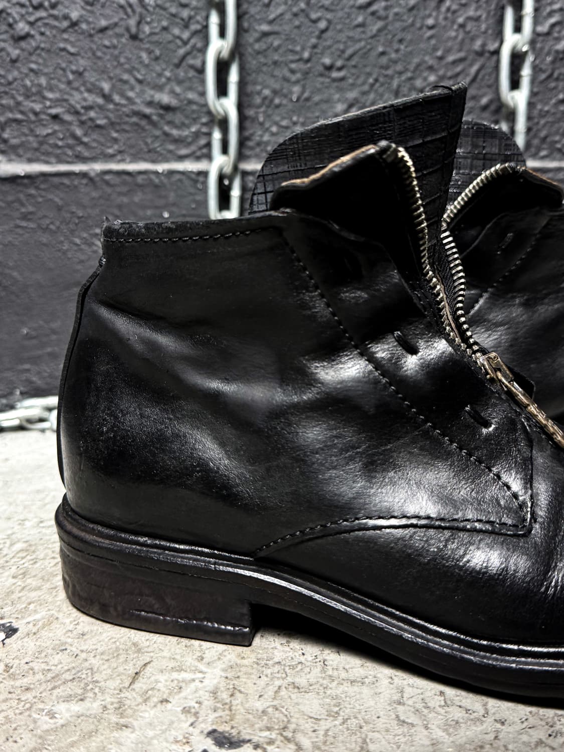 AS 98 – Front Zip Leather Ankle Boots   상품이미지5