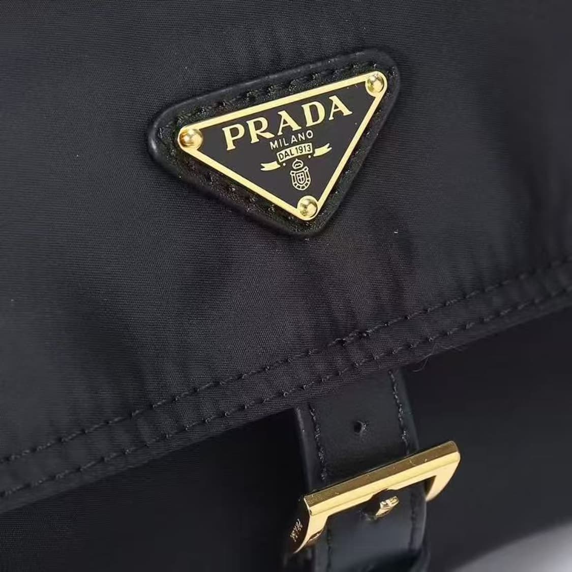 PRADA 프라다 사이드 투포켓 나일론 크로스백 남녀공용 상품이미지8