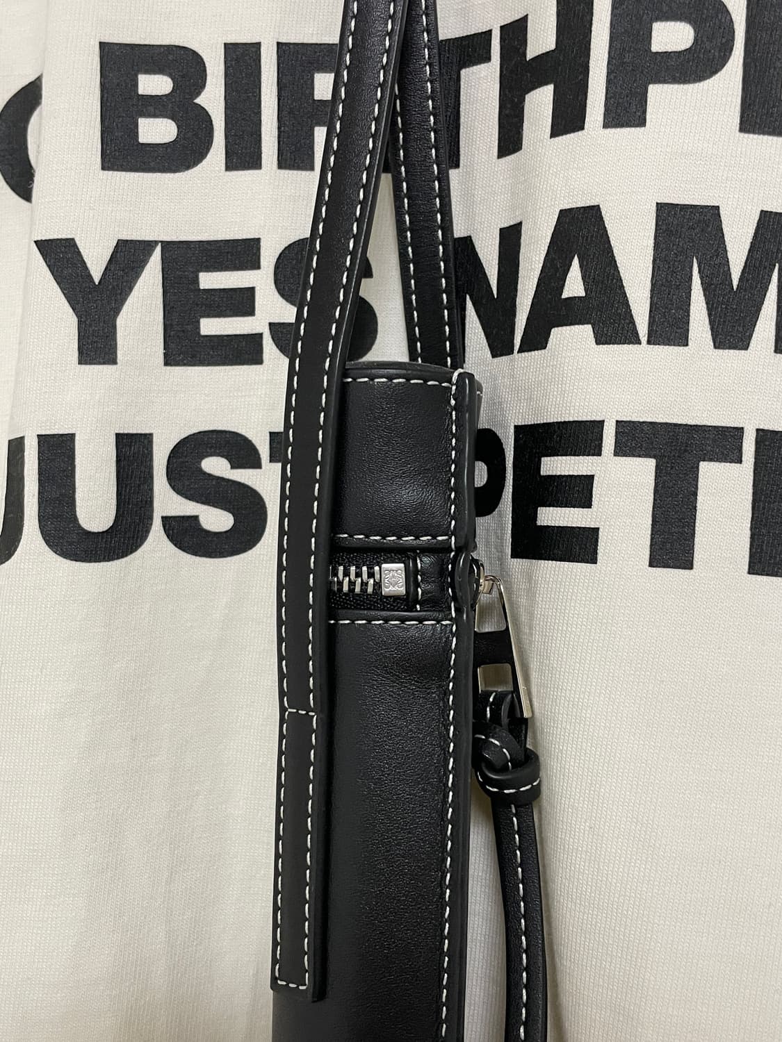 LOEWE cigarette bag 로에베 미니백 상품이미지3
