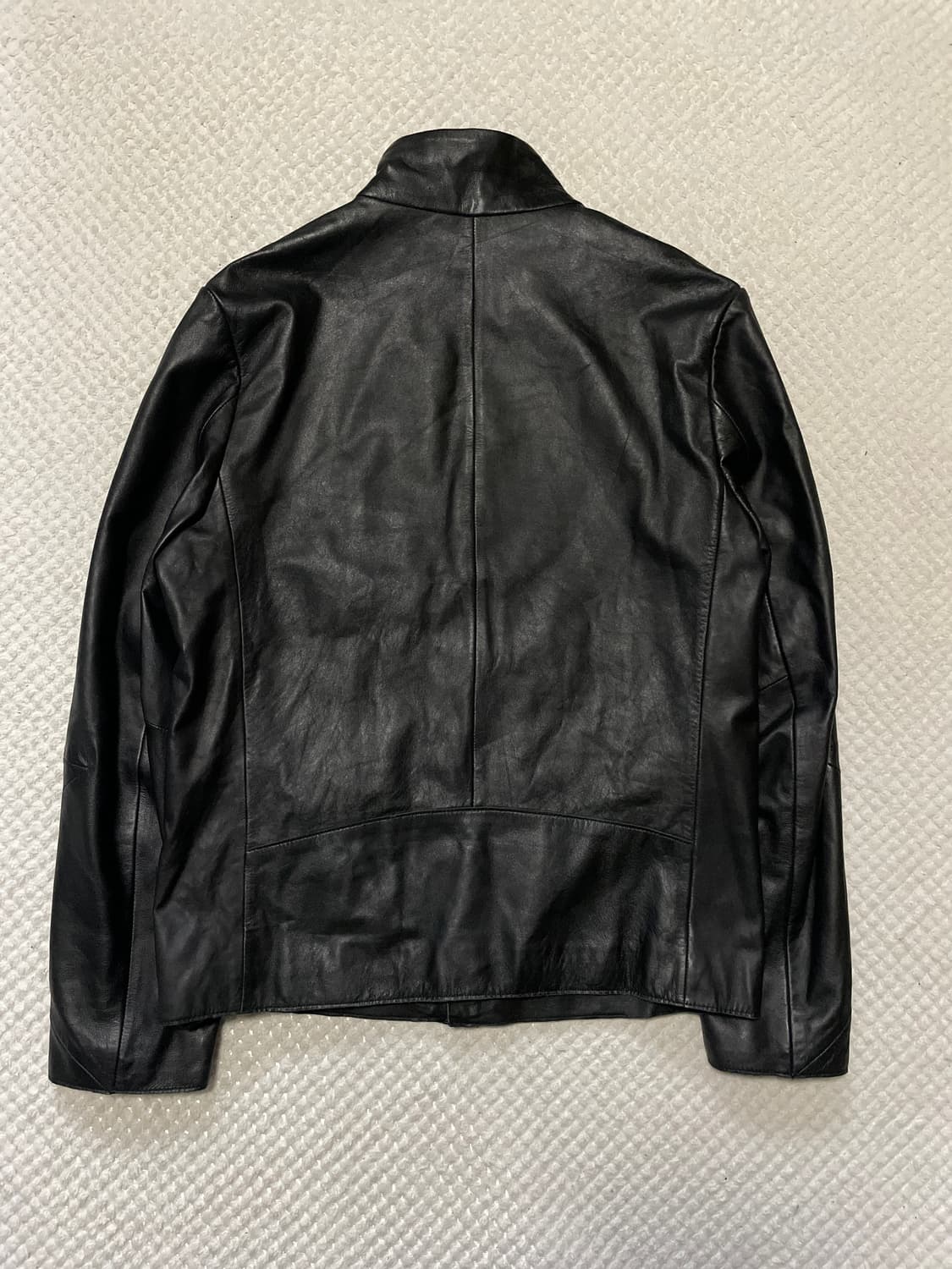 ZARA 자라 아티잔 무드 램스킨 양가죽 사선지퍼 하이넥 절개 레더 자켓 상품이미지2