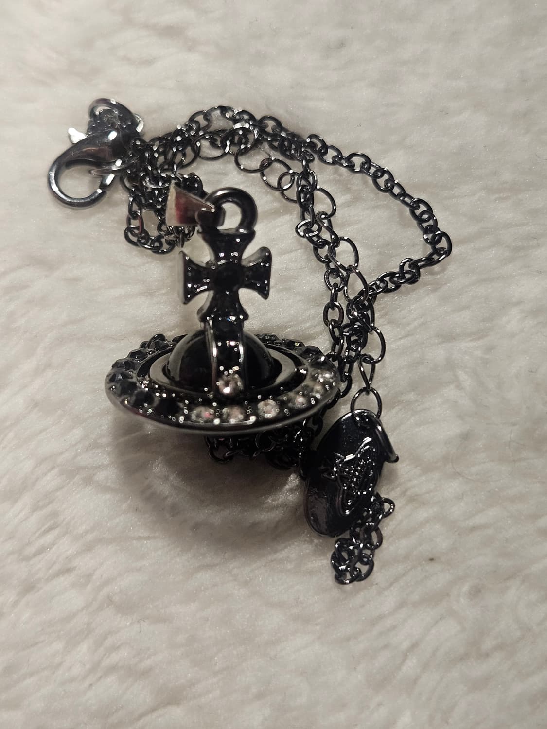 비비언 검정색 오브 목걸이 상품이미지1