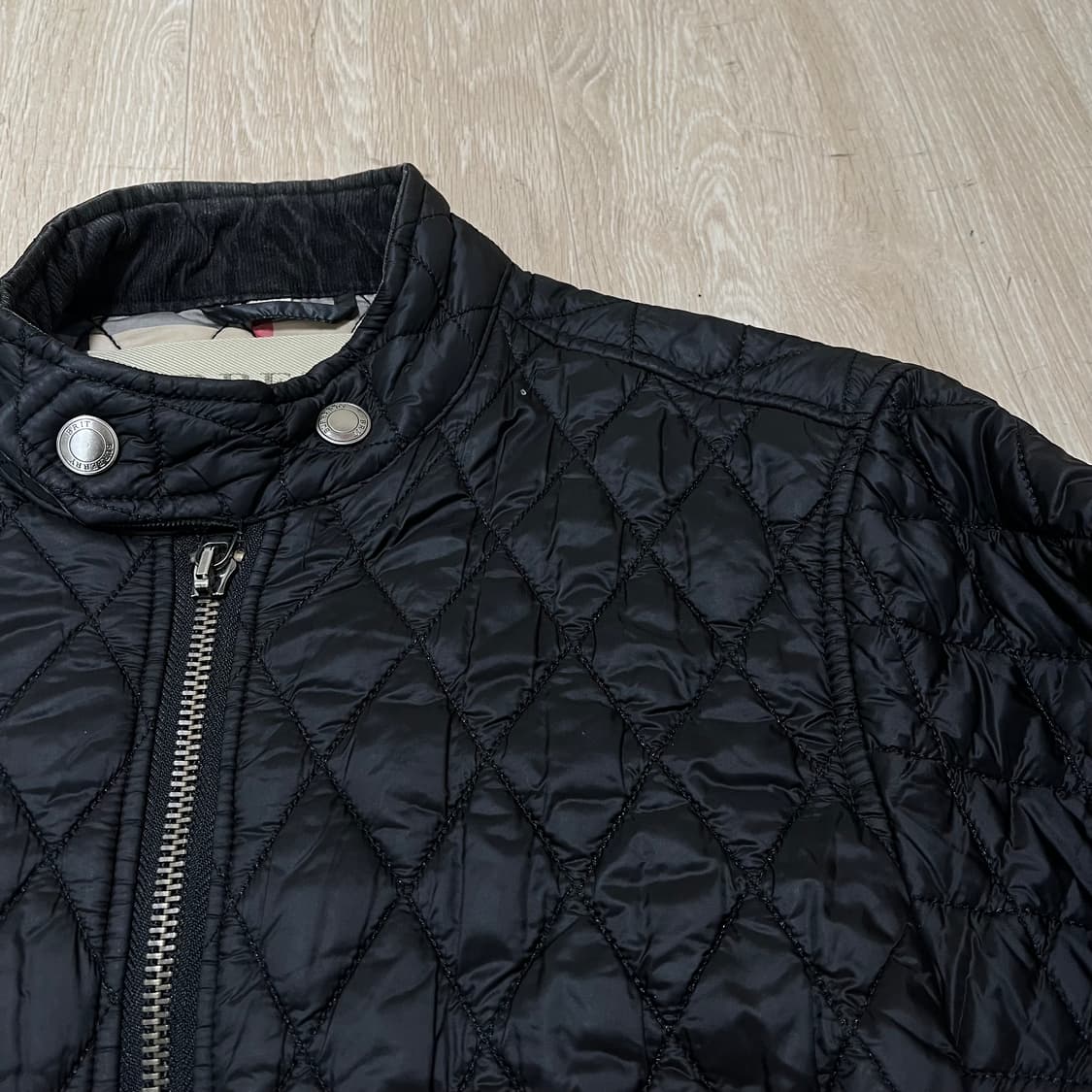 버버리 브릿 노바체크 퀼팅 자켓 XXL 상품이미지3