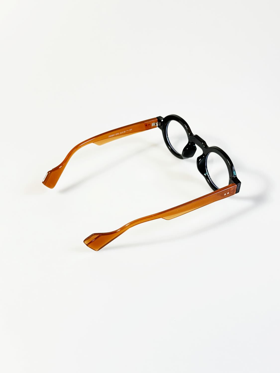 볼드 라운드 키홀 브릿지 투명 틴트 빈티지 선글라스 상품이미지4