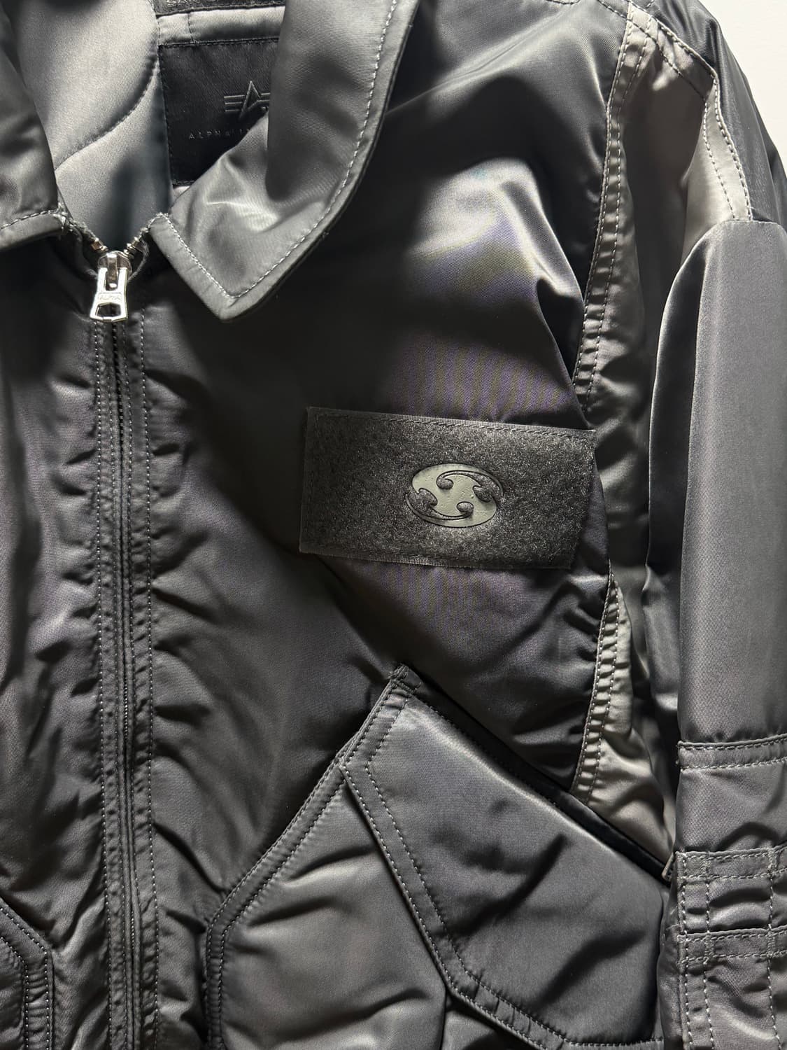 산산기어 x 알파 인더스트리 플라이트 자켓 스톤 실버  상품이미지5