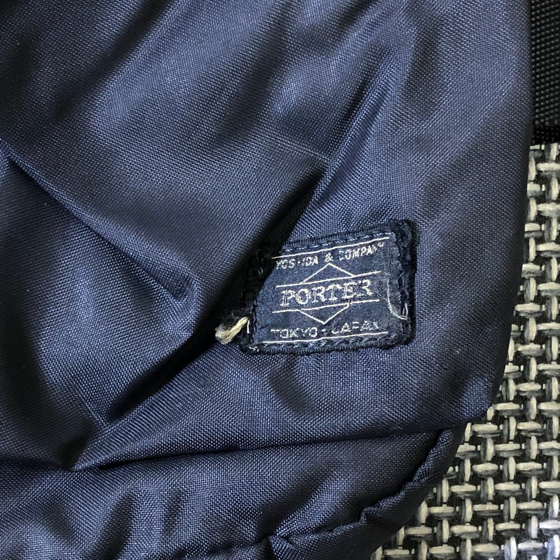 포터 나일론 크로스백  상품이미지4