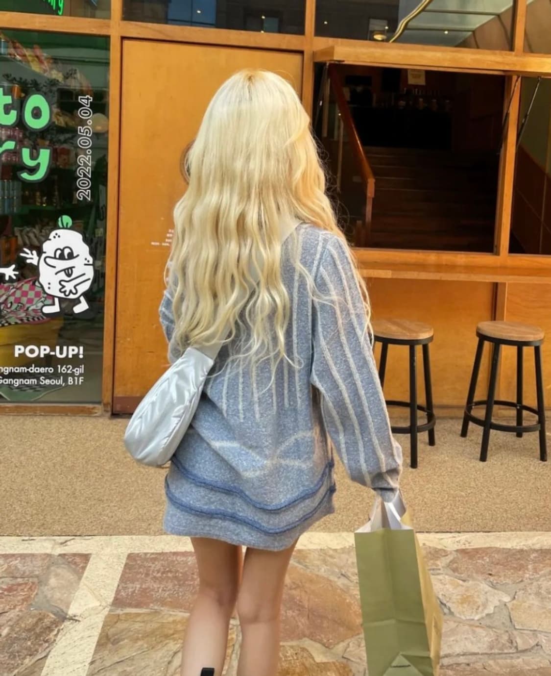 필인더블랭크 호보백 가방 (아이들 소연 착용) 상품이미지8