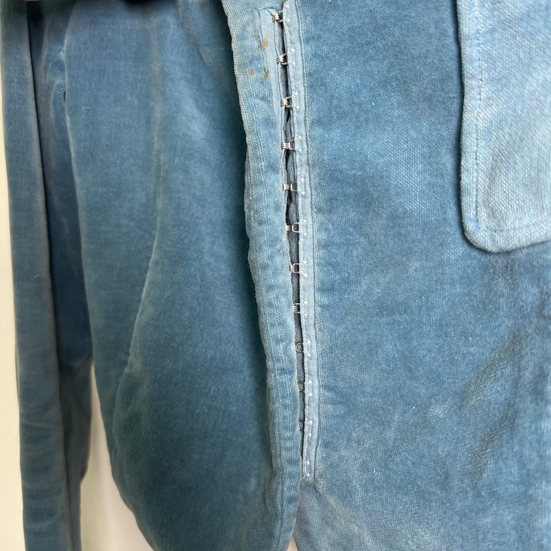 발렌시아가 빈티지 블루 벨벳 크롭 자켓 38 상품이미지7