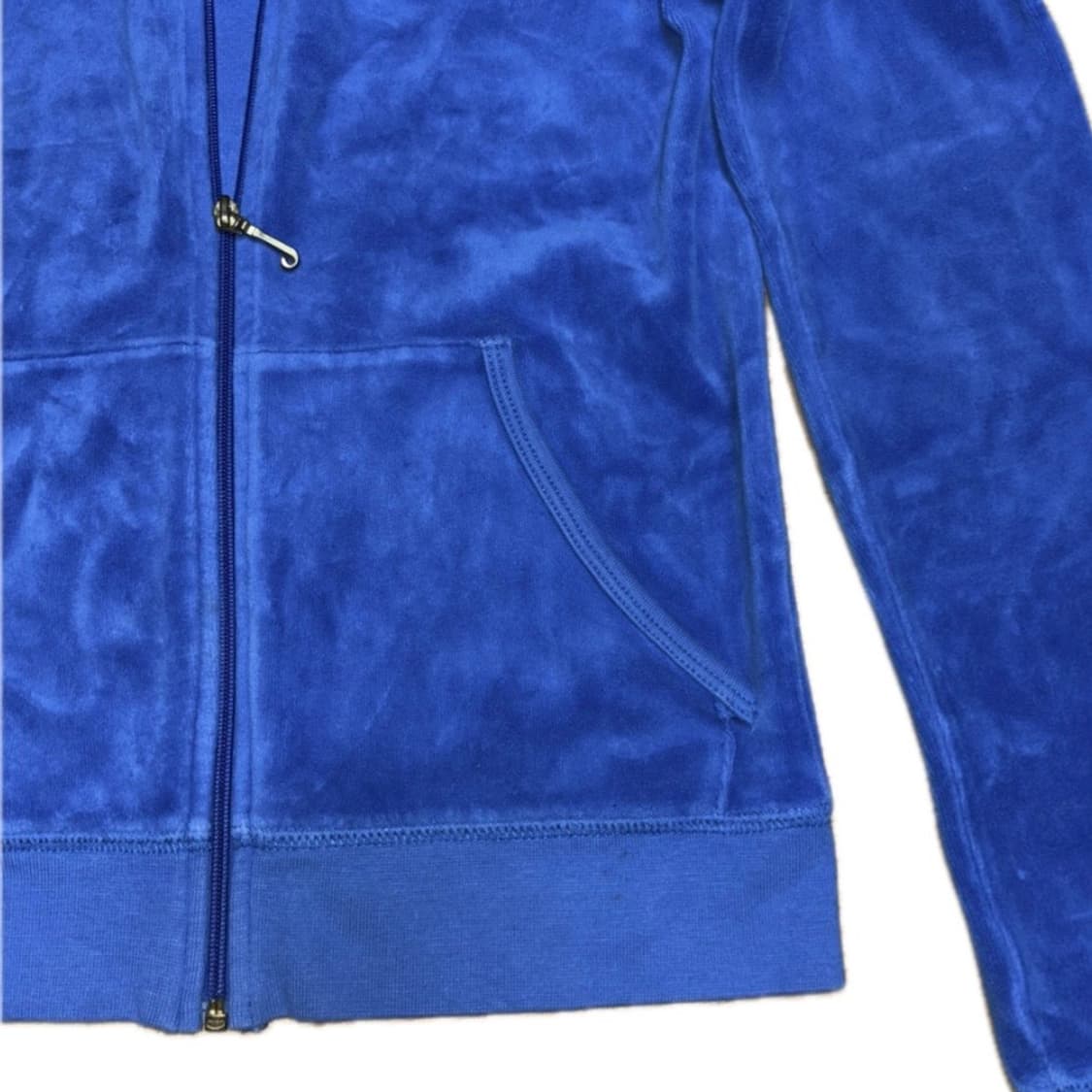 Y2k 쥬시꾸뛰르 블루 벨벳 후드 집업 상품이미지3