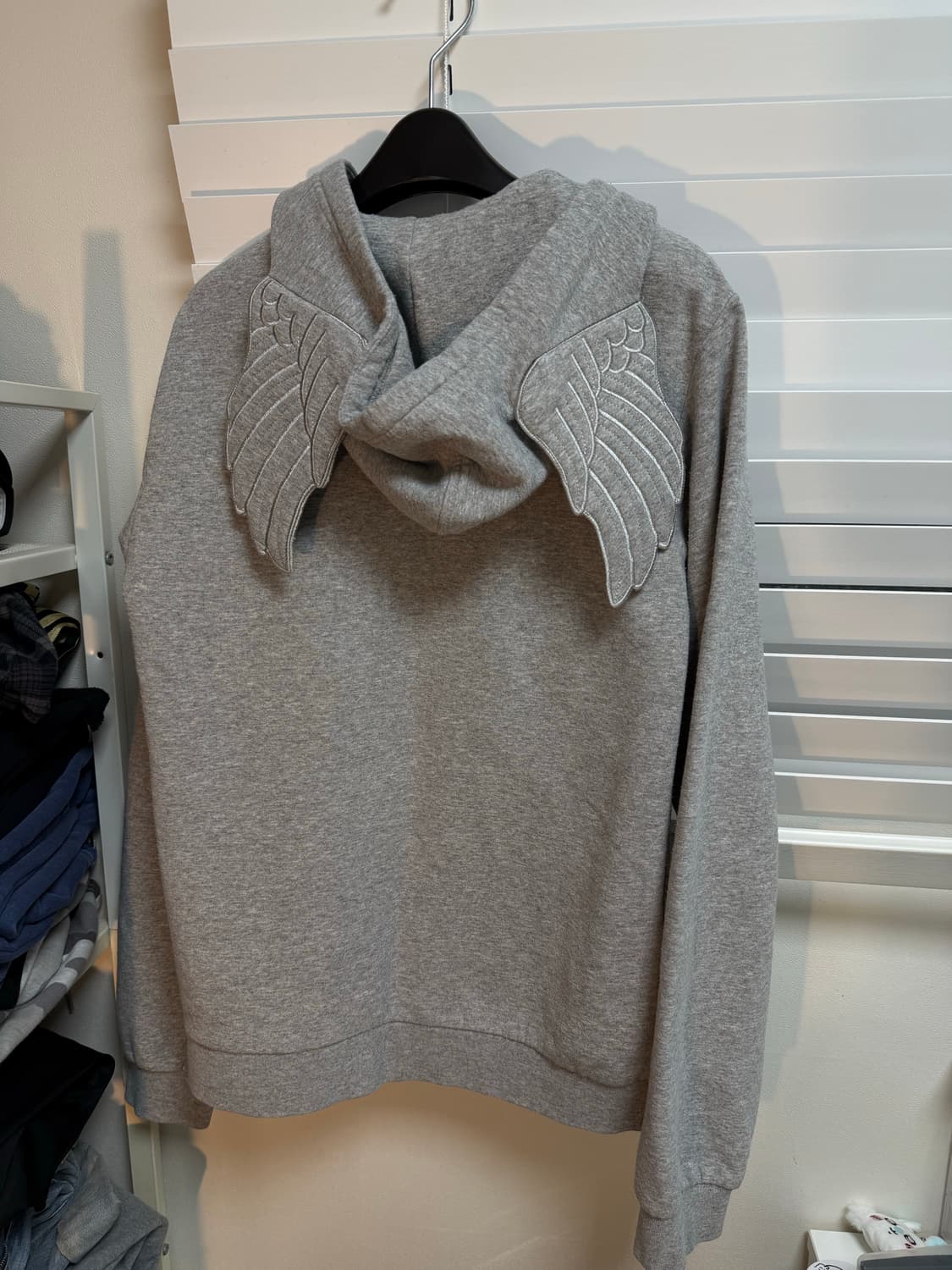 아디다스x제레미스캇 윙 후드집업 상품이미지3