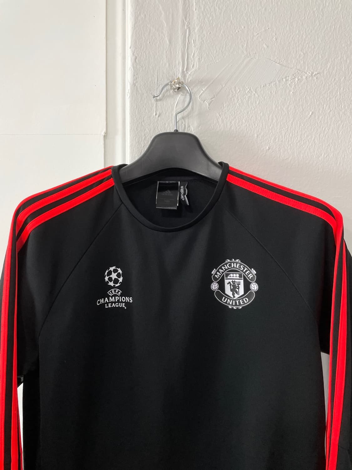 아디다스 맨유 챔스 트레이닝 탑 상품이미지2