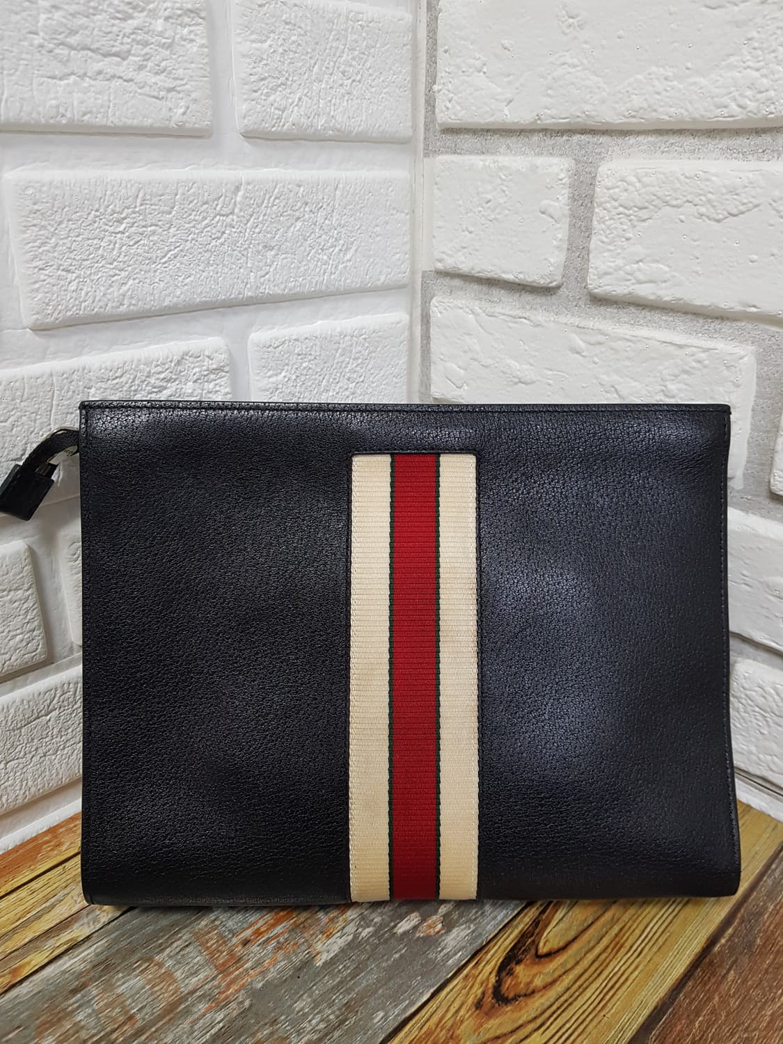 [정품] 구찌 로고밴드 레더클러치 블랙 상품이미지3