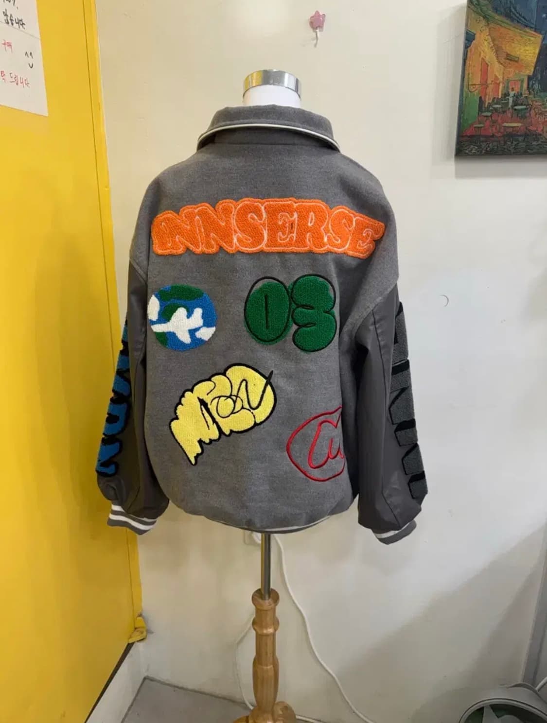 INNSERSE 시그니처 패치 바시티 자켓 / 오버핏 상품이미지8