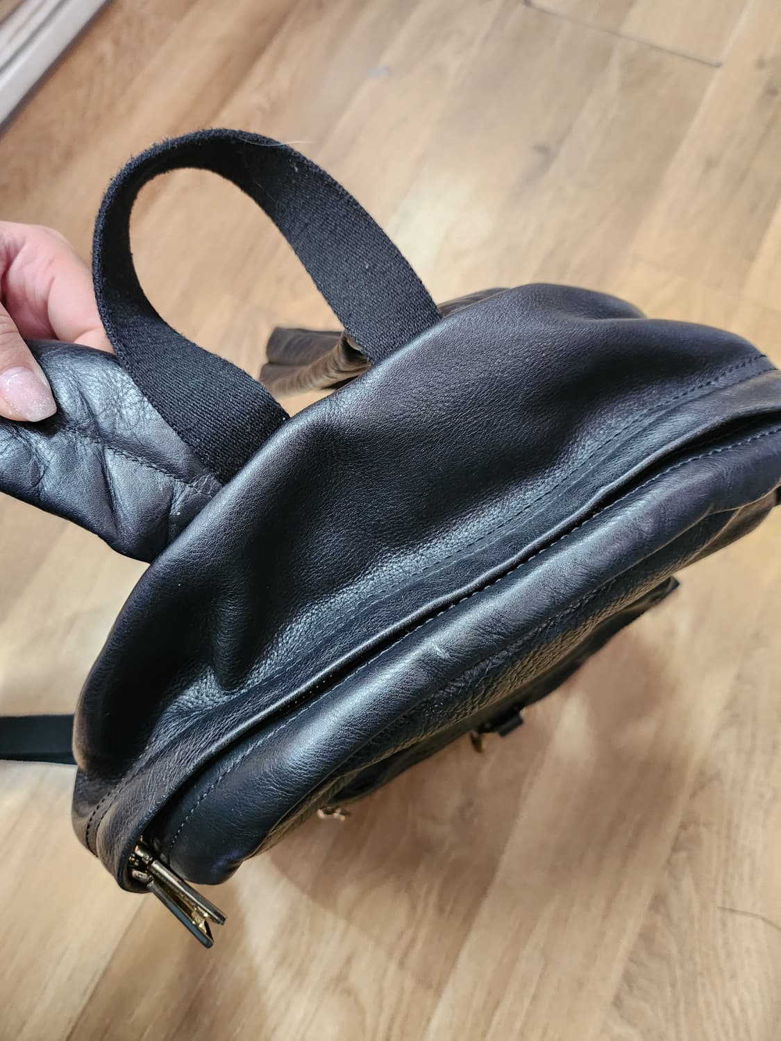 1027) 레베카밍코프(Rebecca Minkoff) 가죽 백팩 상품이미지6