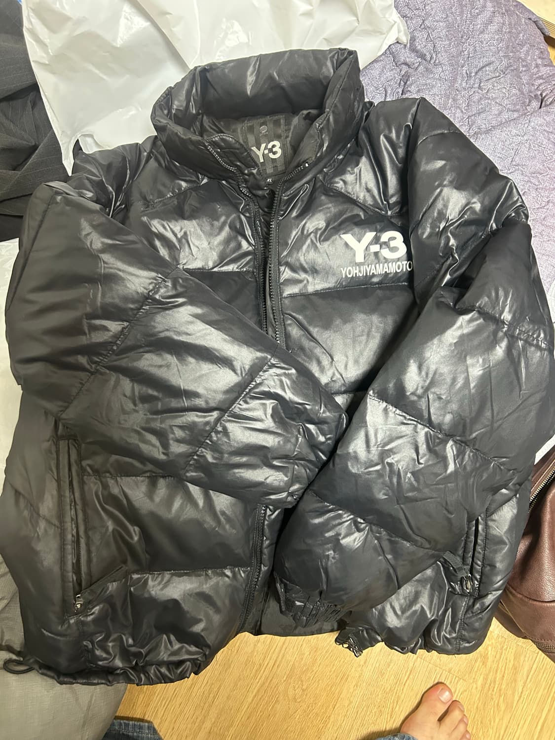 Y-3 숏패딩 팝니다 상품이미지1