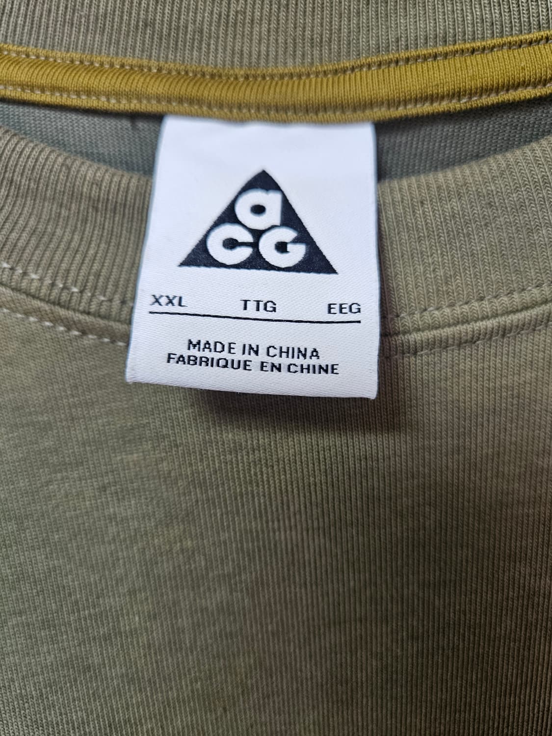 나이키 ACG 롱슬리브 티셔츠 판매합니다 상품이미지2