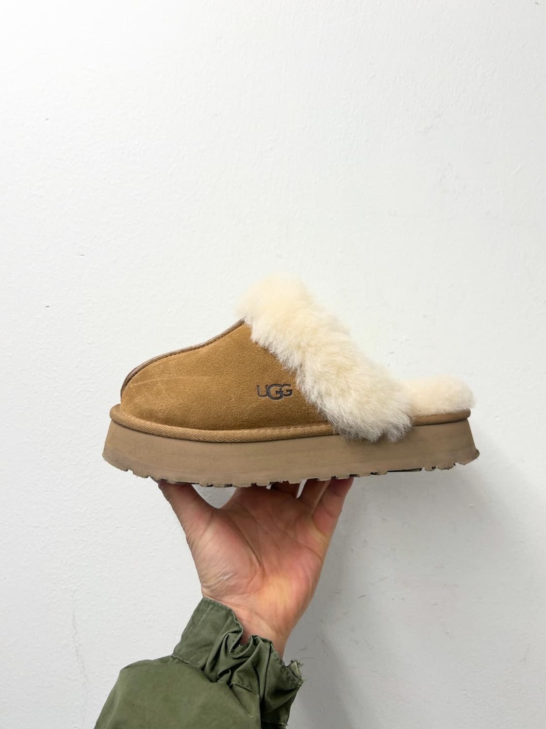 UGG 어그 디스케트 퍼 슬리퍼 230 상품이미지1