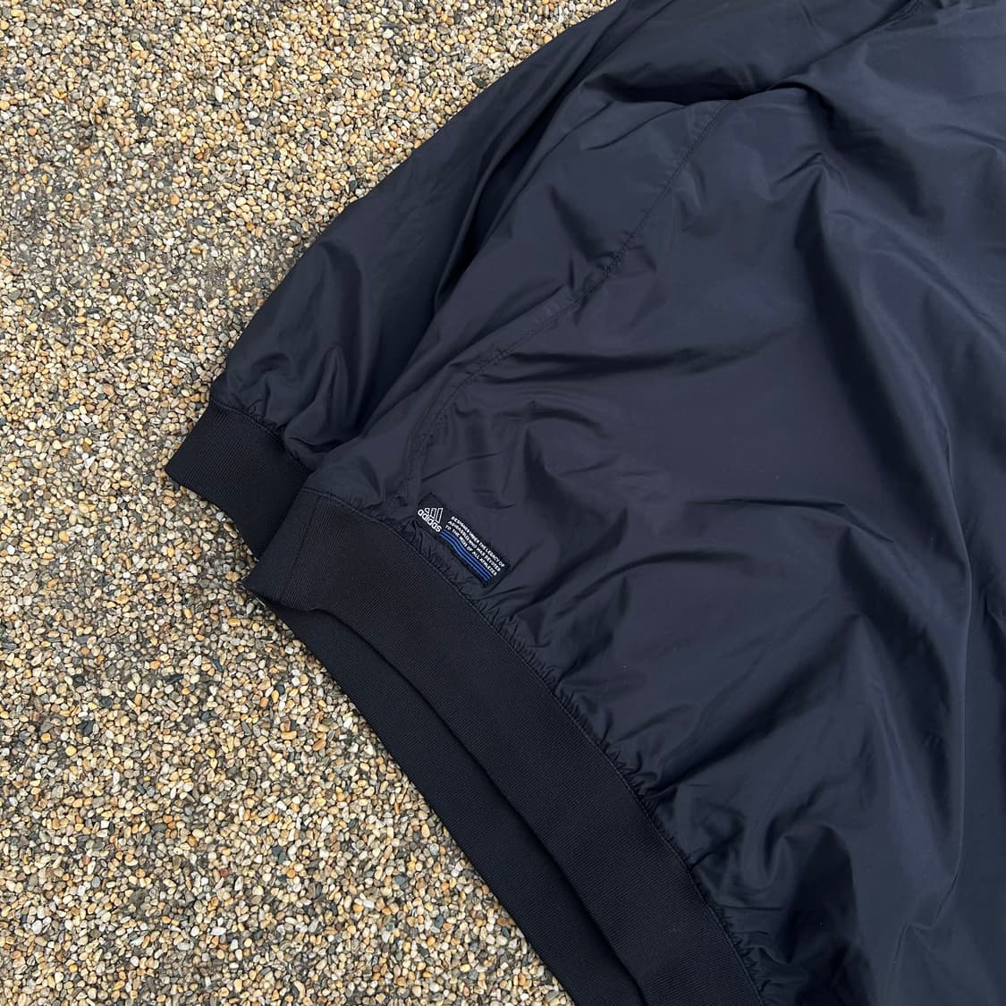 아디다스 (ADIDAS)블랙 웜업 바람막이 상품이미지3