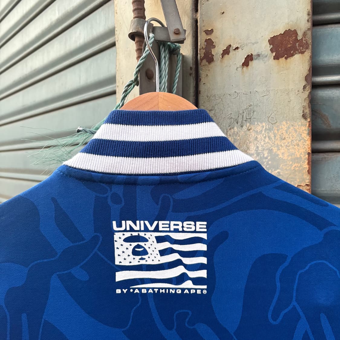 에이프 by 베이프 블루 스웻 바시티 자켓 상품이미지8