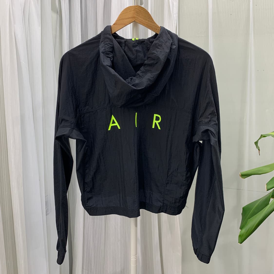 나이키 NIKE 여성 아노락 바람막이 티셔츠 1604 상품이미지2