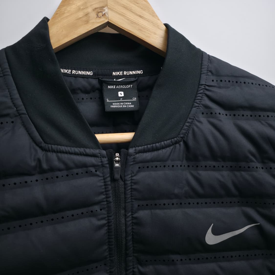 [S] 나이키 에어로로프트 러닝 경량 패딩 상품이미지4